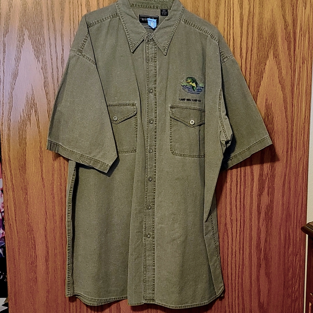 100% Cotton Mens button down short sleeve shirt